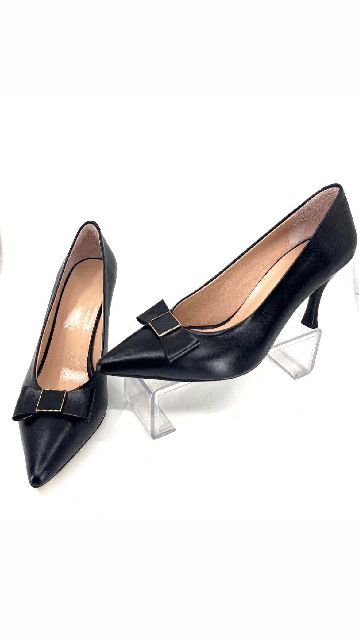 SİYAH DERİ STİLETTO